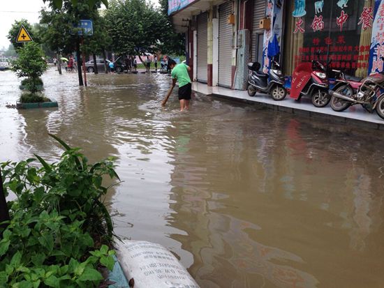 这两天的暴雨过后，眉山好多地方都遭水淹了哦！